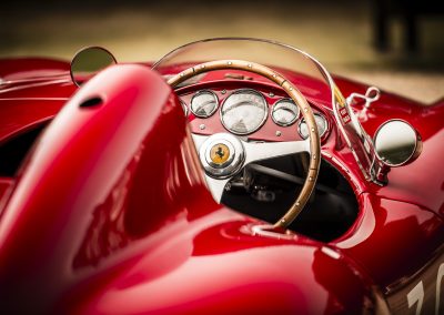 red-ferrari-steering-wheel-concours-of-elegance-hampton-court