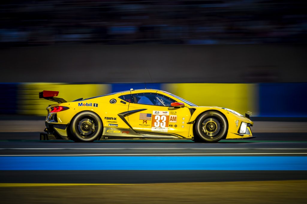 Le-mans-24hr-iconic-yellow-blue-colours