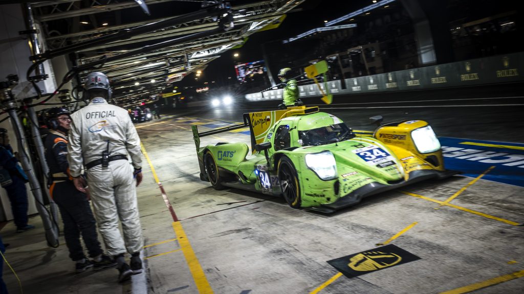 Le-mans-24hr-night-lmp2-pit-stop-leave