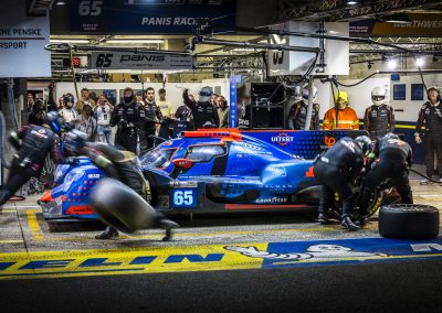 Pit-stop-car-65-Le-Mans-24Hrs-motorsport-photography