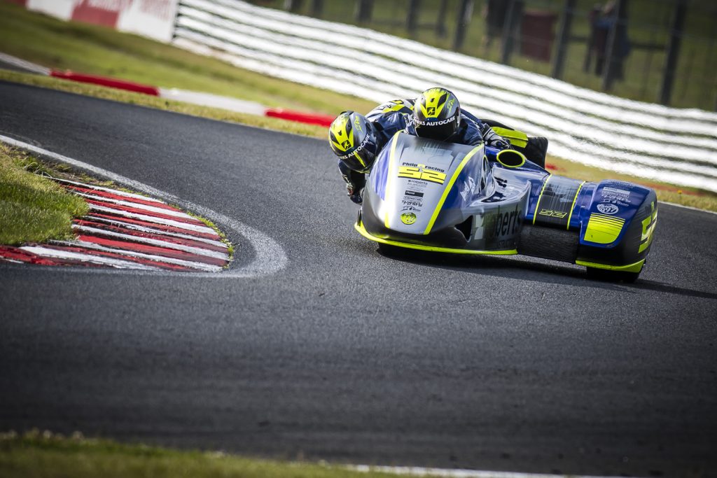 bsb-sidecar-racing-oulton-park-tommy-philp