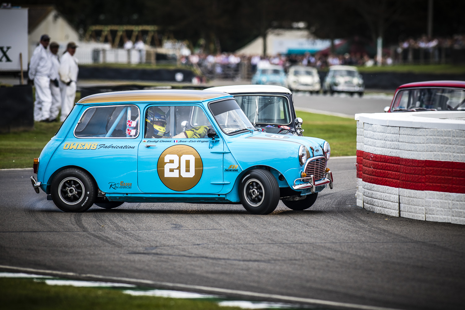 goodwood-revival-mini-chicane-slide