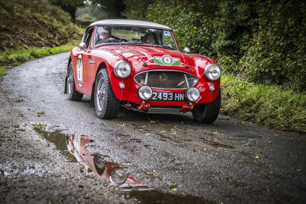 hero-challenge-3-austin-healey-3000