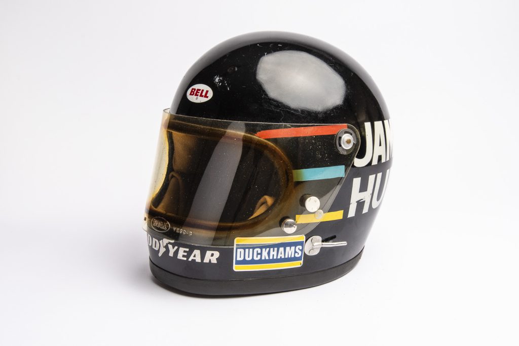 james-hunt-f1-crash-helmet-memorabilia