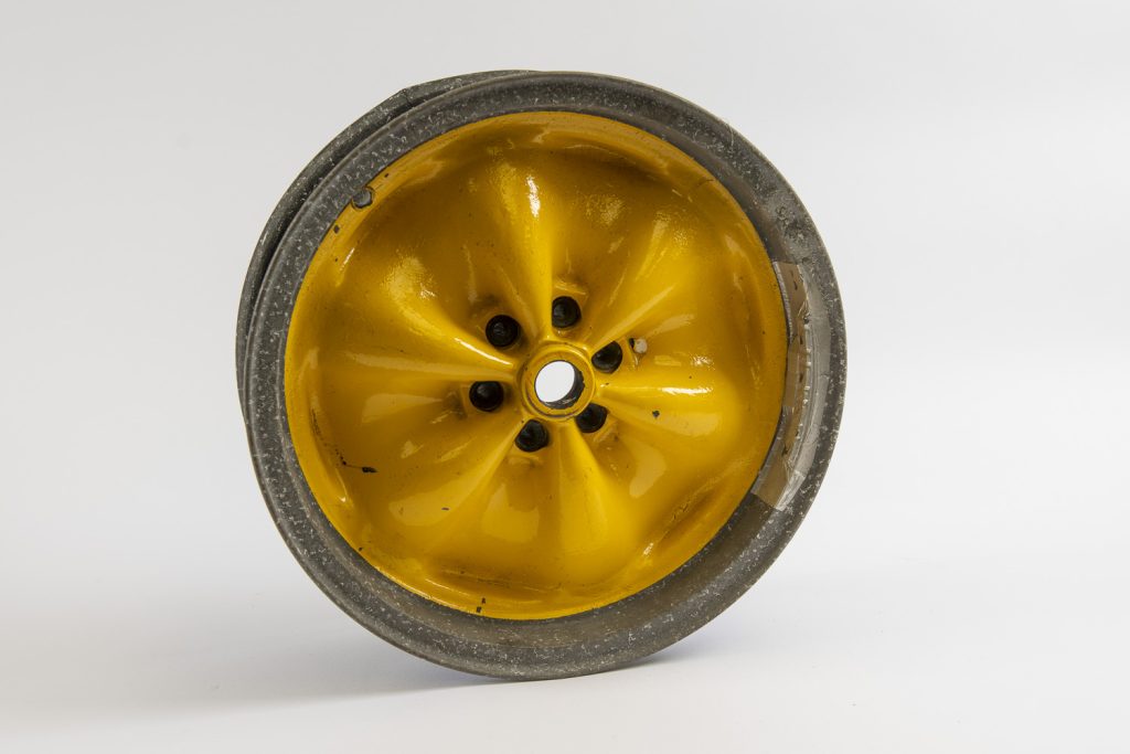 jim-clark-lotus-wheel-motorsport-memorabilia