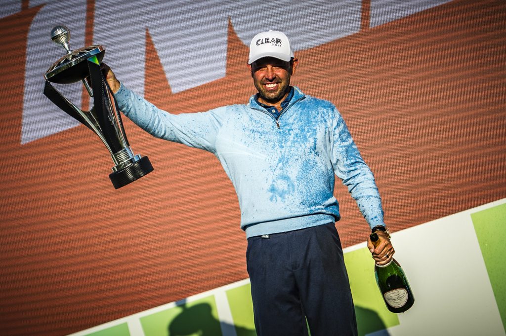 charl-schwartzel-tournament-winner-trophy-liv-golf