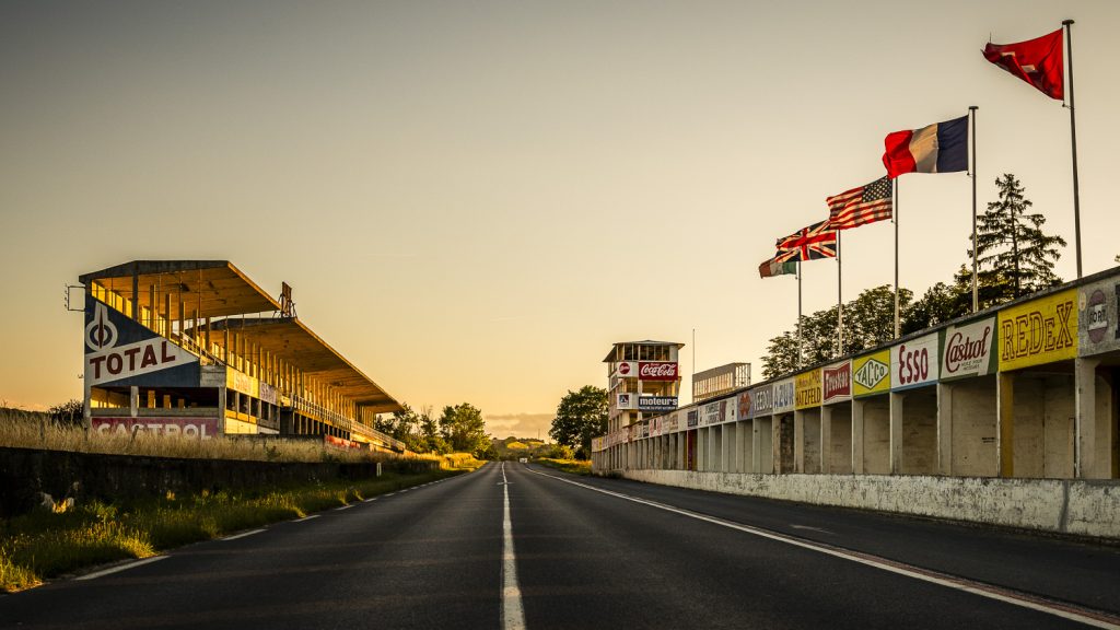 reims-gueux-france-abandoned-race-track