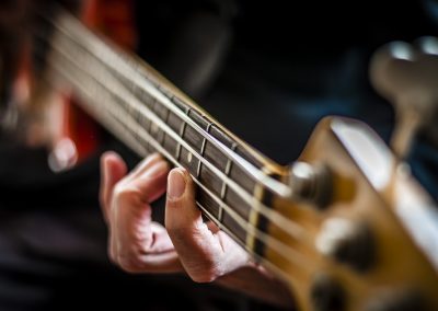 people-portraits-guitar-musician-fingers