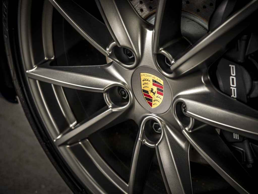 porsche-alloy-wheel-exterior-details