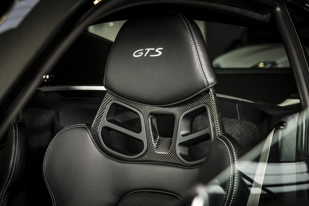 porsche-carbon-fibre-seat-details