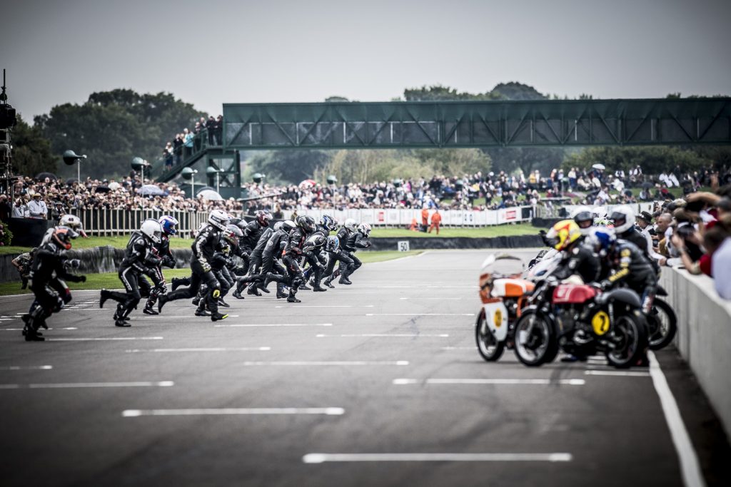 running-start-goodwood-revival-motorbike-racers