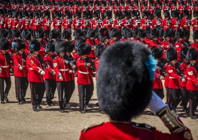 salute-trooping-the-colour-soldiers-guardsmen