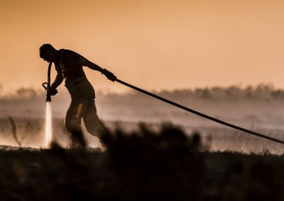 sandleworth-moor-fire-firefighter-news-event-photography